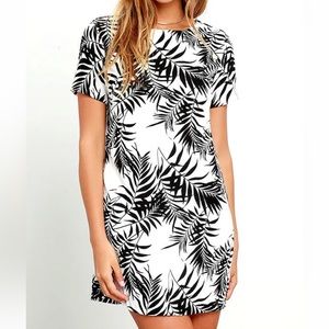 Lucy Love Charlotte Black and White Tropical Print Shift Dress